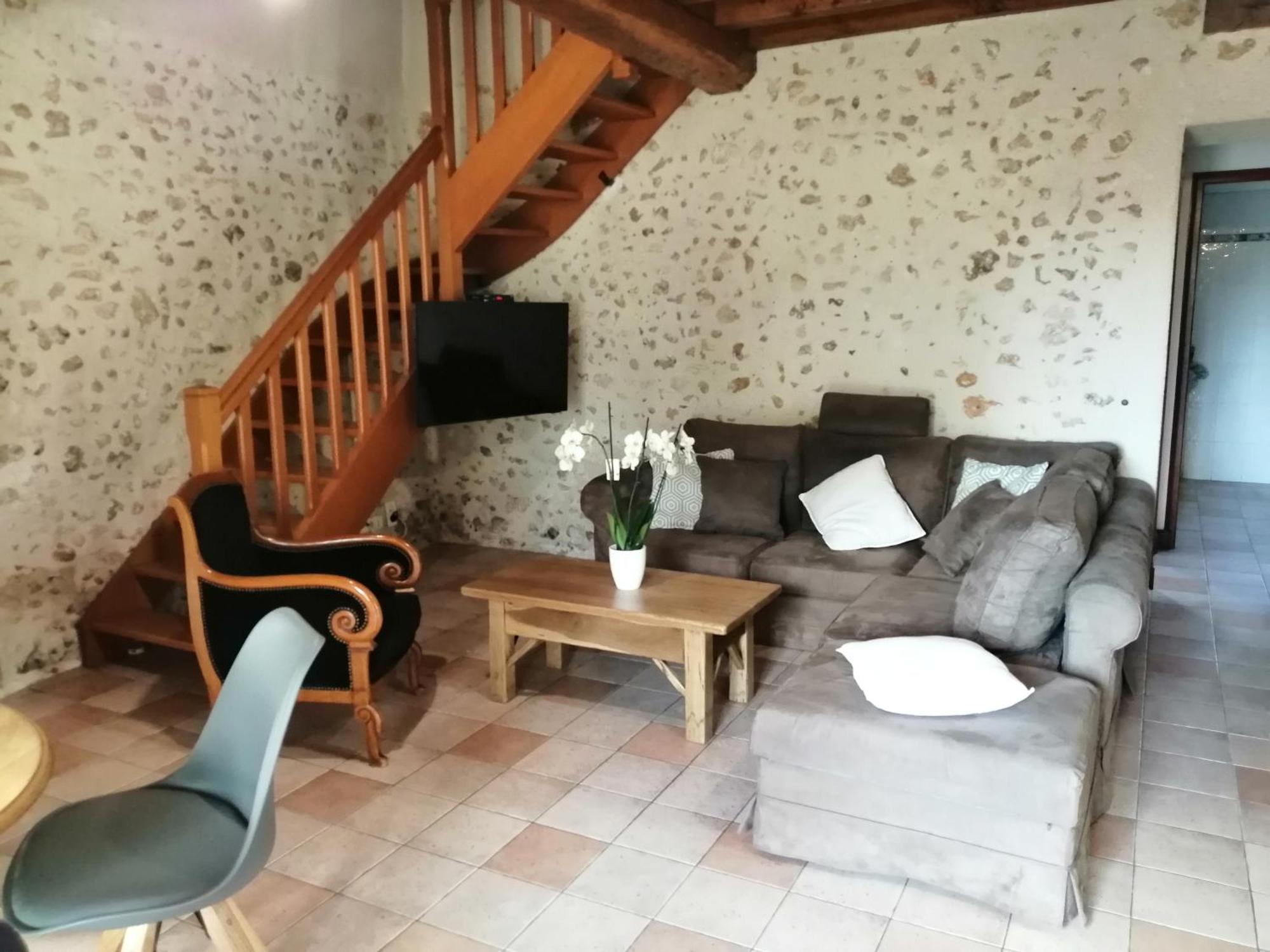 Gite Les Mareillauds - Piscine Salon Номер фото